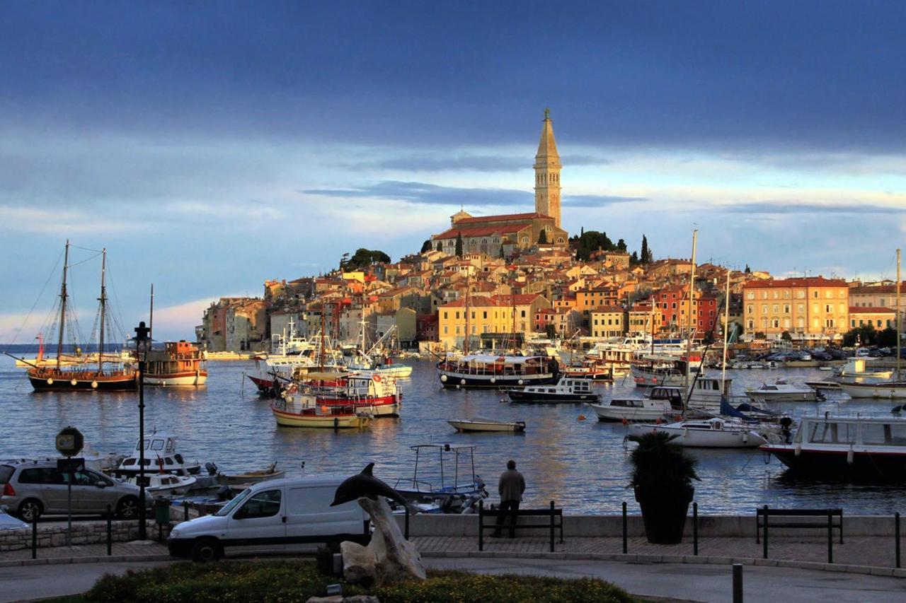 Apartments And Rooms With Parking Space Rovinj - 7170 ภายนอก รูปภาพ