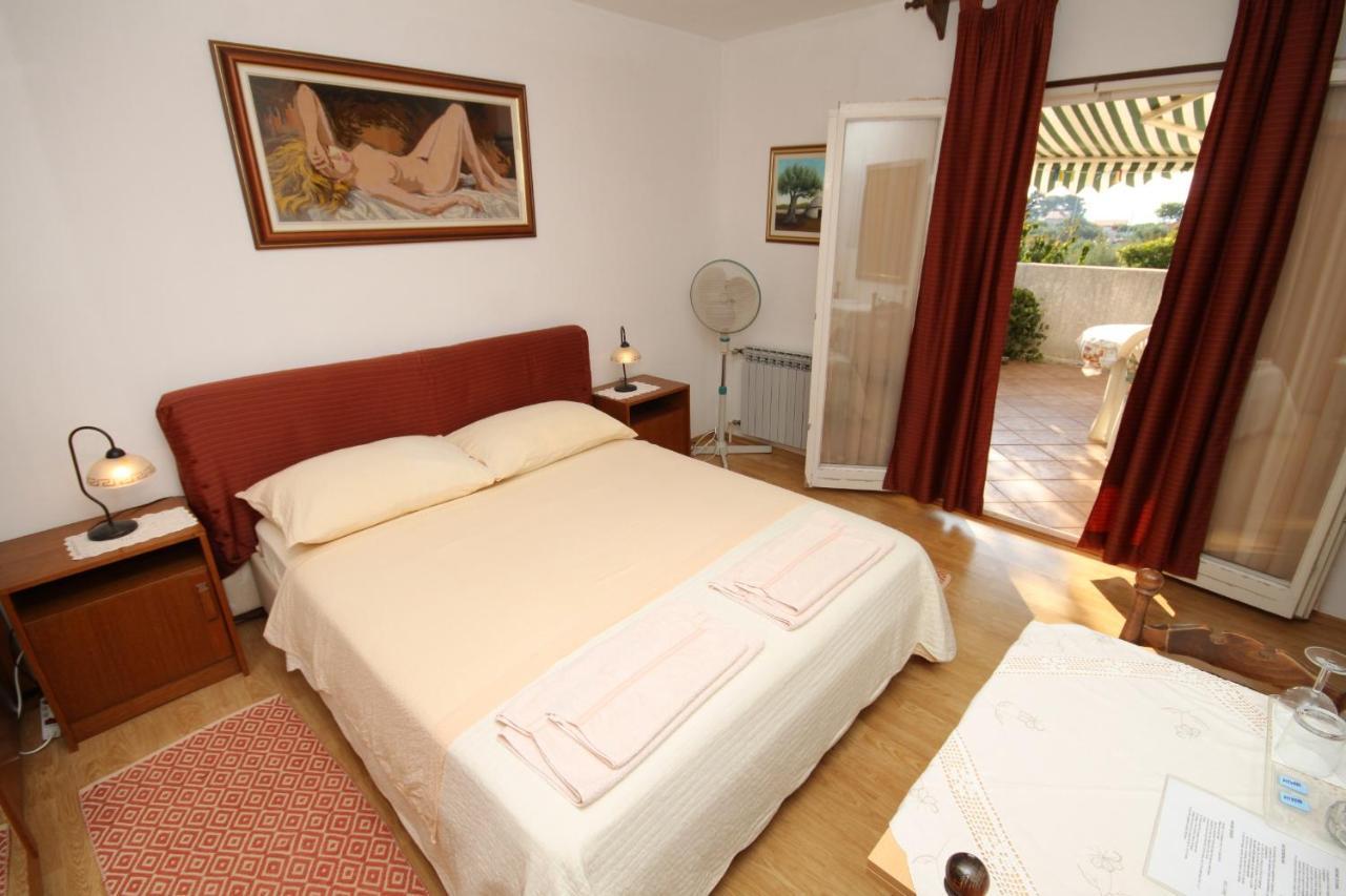 Apartments And Rooms With Parking Space Rovinj - 7170 ภายนอก รูปภาพ